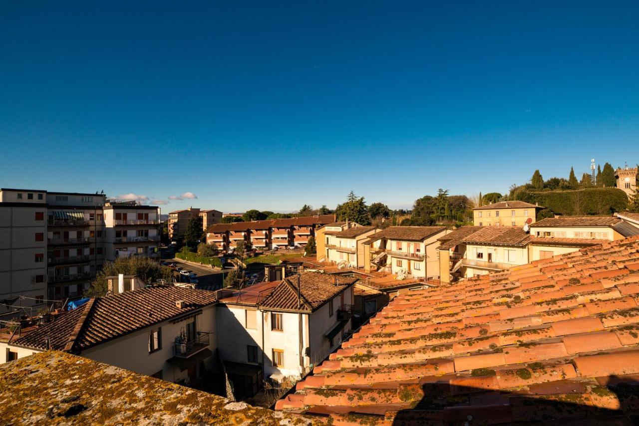 Attic Luna Blu Apartment Siena Exterior photo